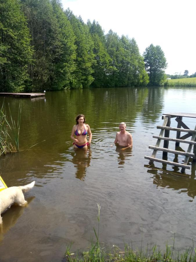 Zakatek Szczescia Eko Agroturystyka Kiwity エクステリア 写真